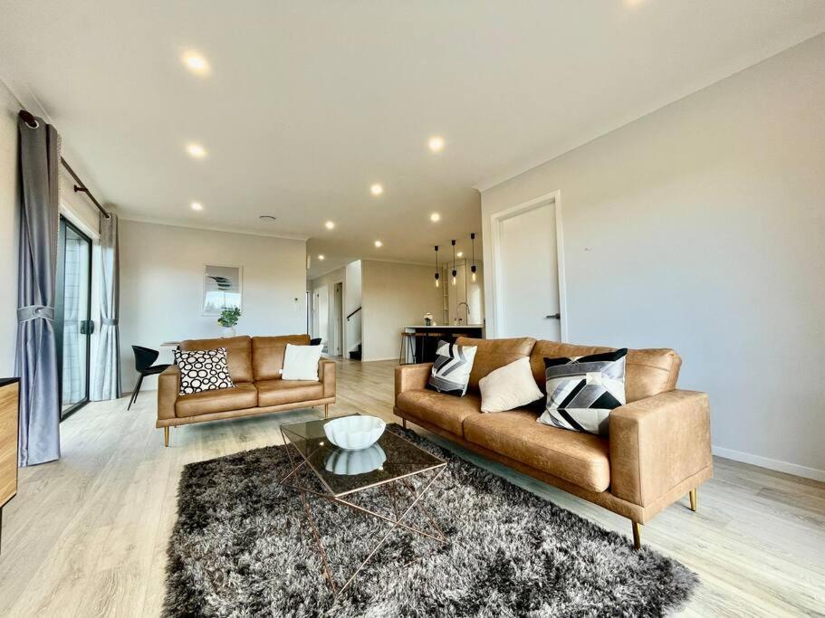 Morden Spacious New House Hamilton Eksteriør billede